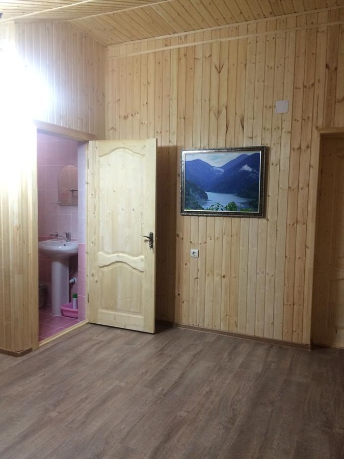 Guesthouse Tigranakert Pizunda Exterior foto
